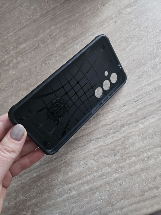 Husa telefon spigen nouă negrea