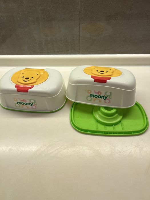 Контейнер - бокс для влажных салфеток moony