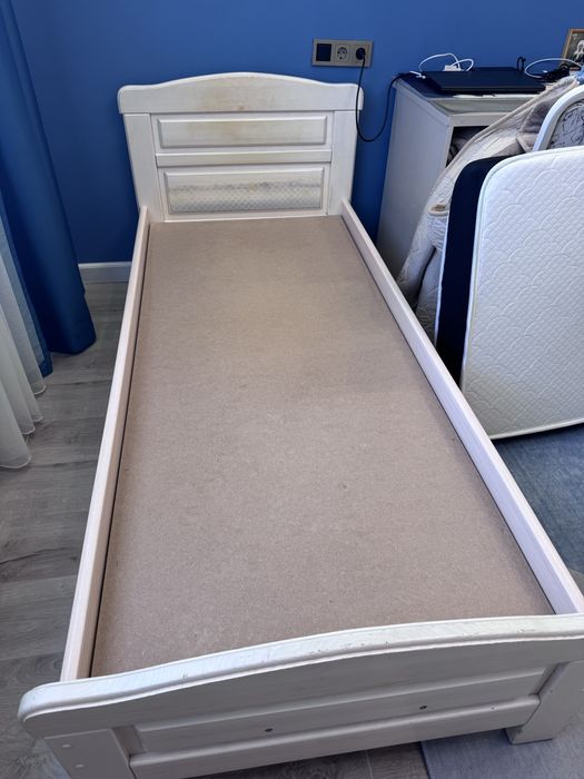 Продам кровати подростковые