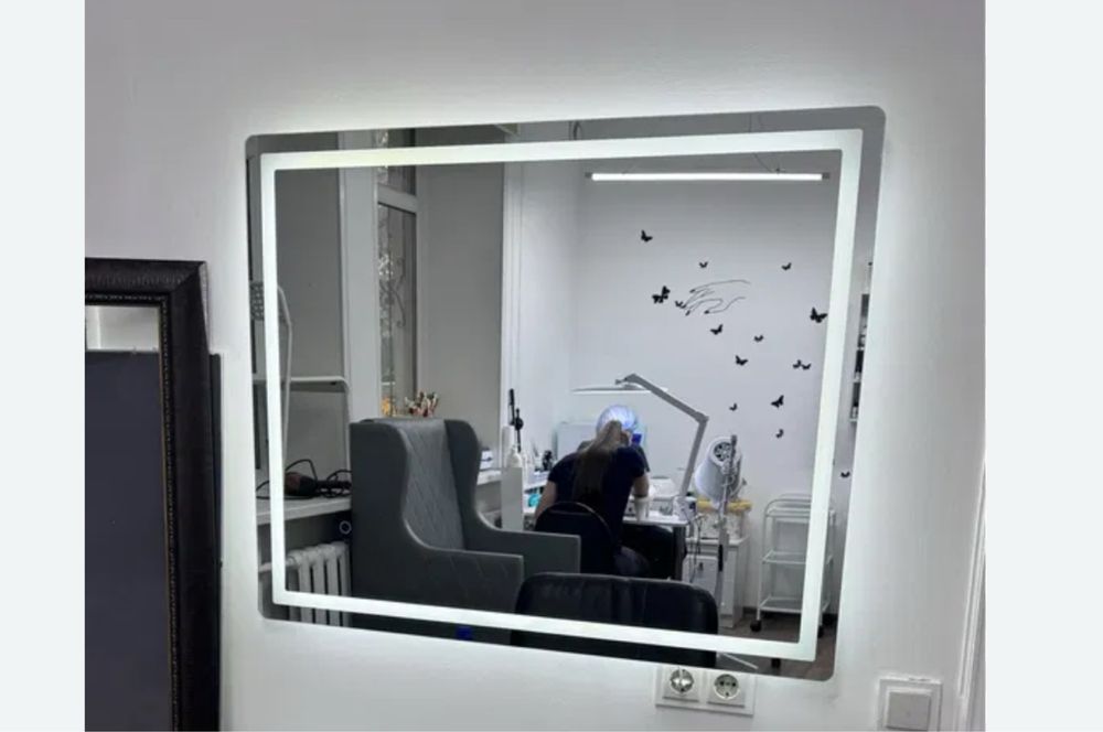 Зеркало для салона