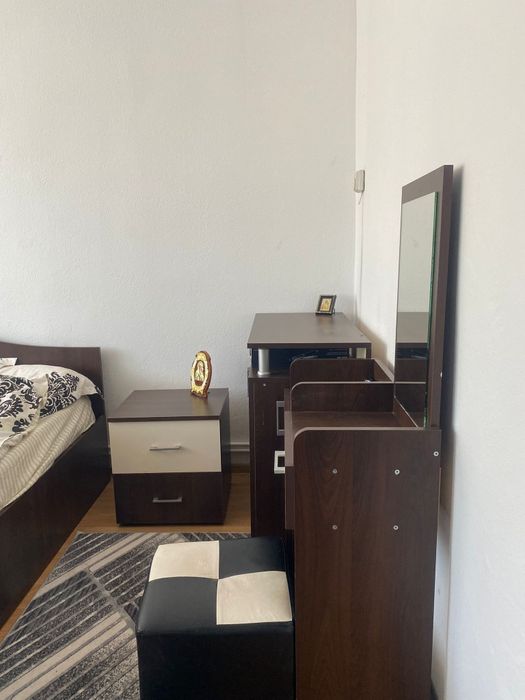 Se închiriază apartament!