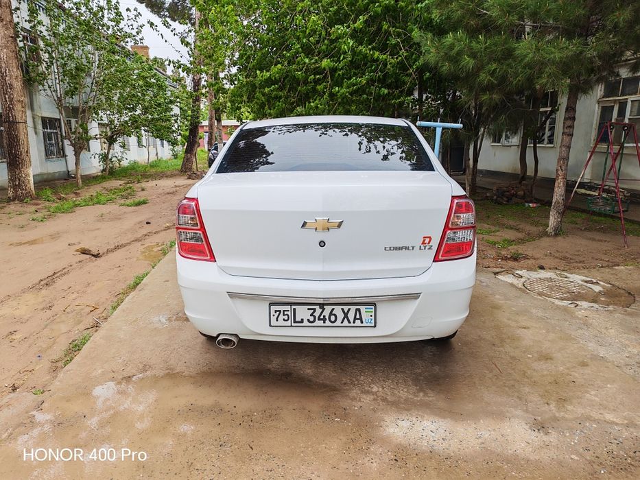 Chevrolet Cobalt 2022 avtomat sotiladi