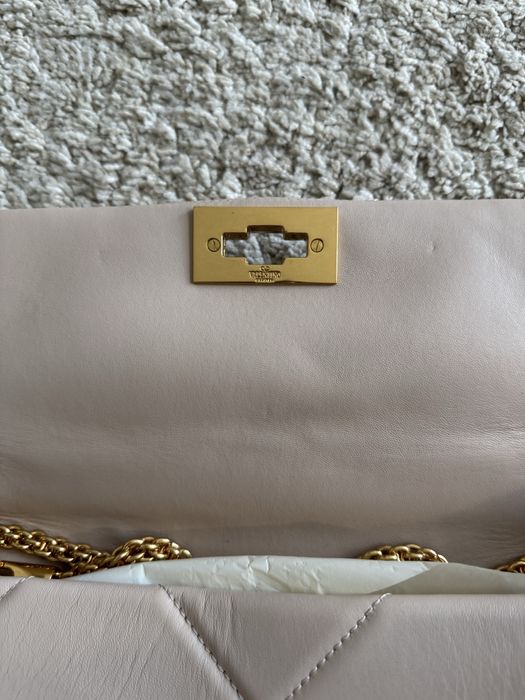 Valentino garavani чанта