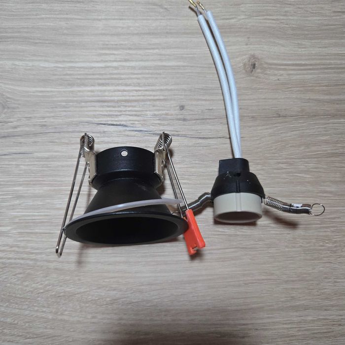 Spot modern îngropat negru 35 mm IP44