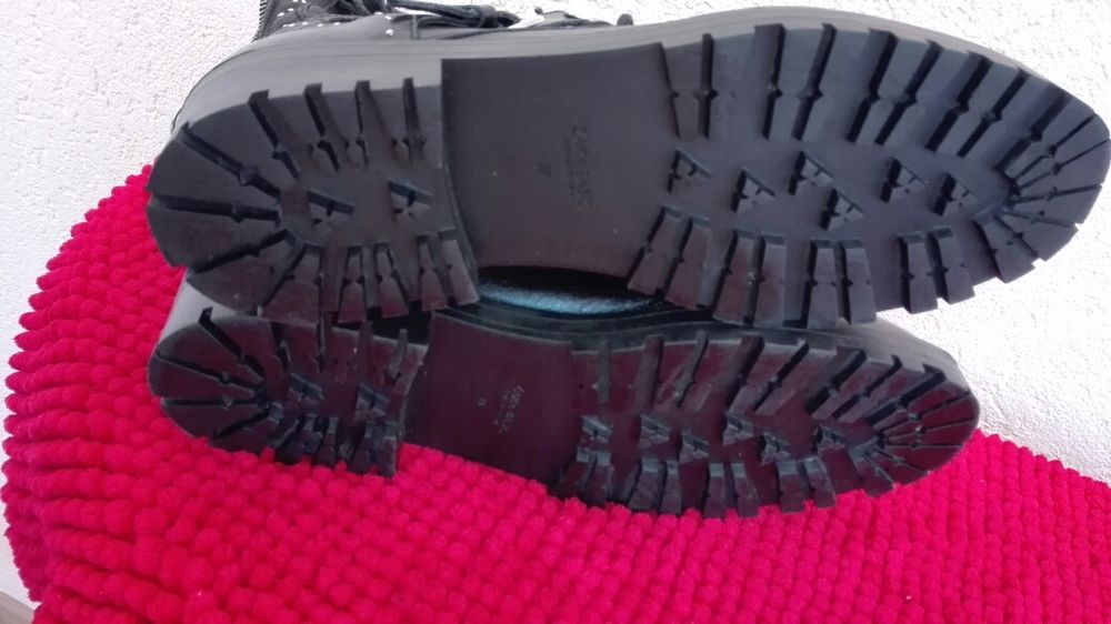 Ghete Zara piele nr 39 Rock