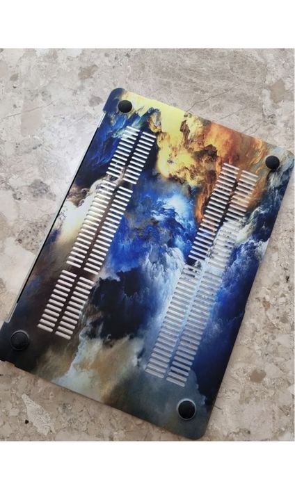 Чехол на macbook