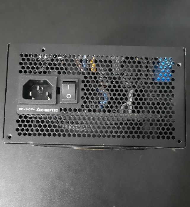 Блок питания ATX 650W Chieftec Polaris PPS-650FC