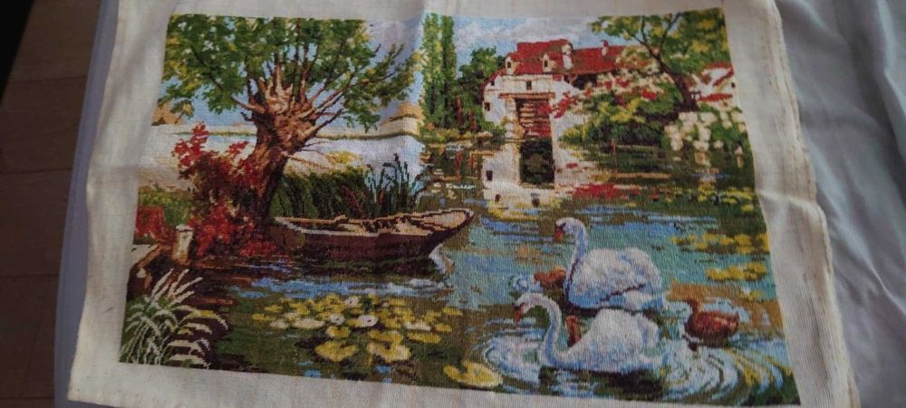 Продавам гоблени