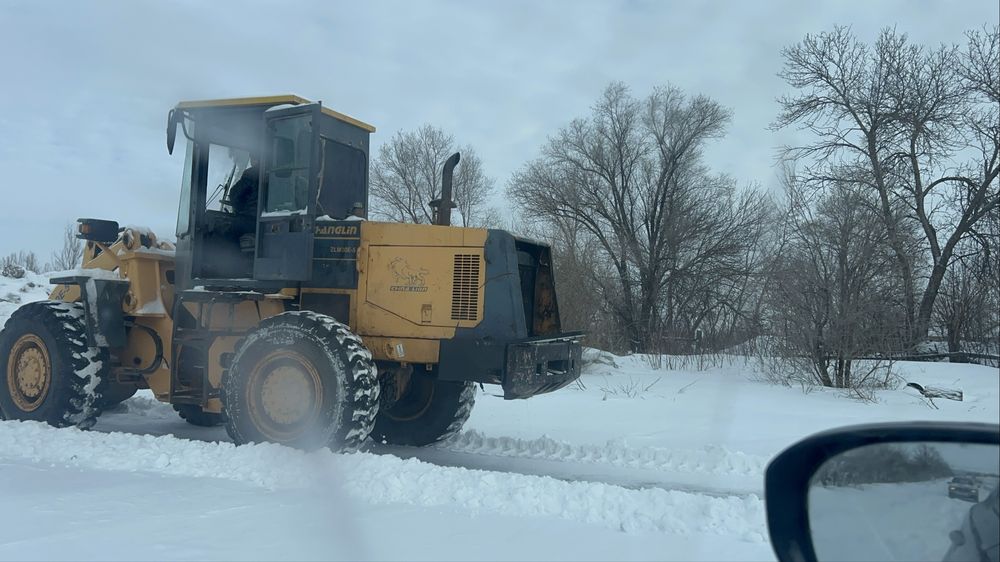 Погрузчик двух кубовый китаец