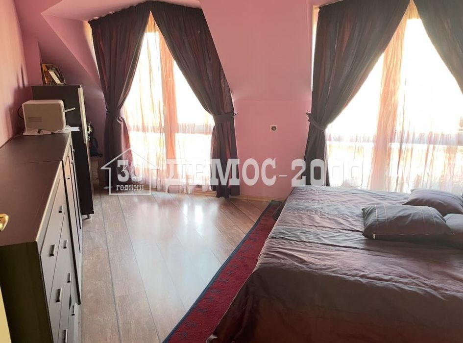 Дава се под наем Двустаен апартамент в Варна, Електрон - 70 кв.м за 663 € - Снимка #2