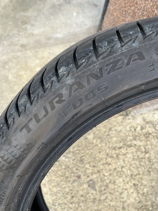Anvelope de Vara Bridgestone 245/40R19