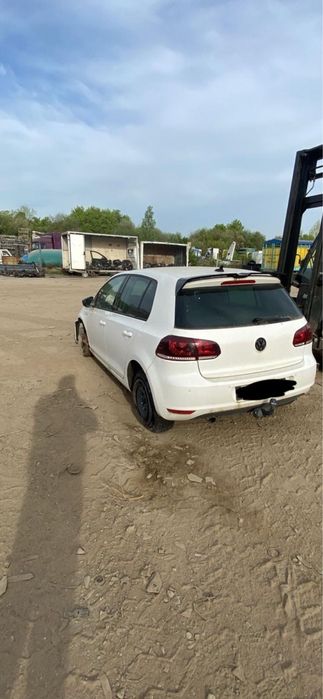 Dezmembram golf 6 2012