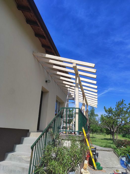 Дървени навеси, гаражни конструкции, перголи и други