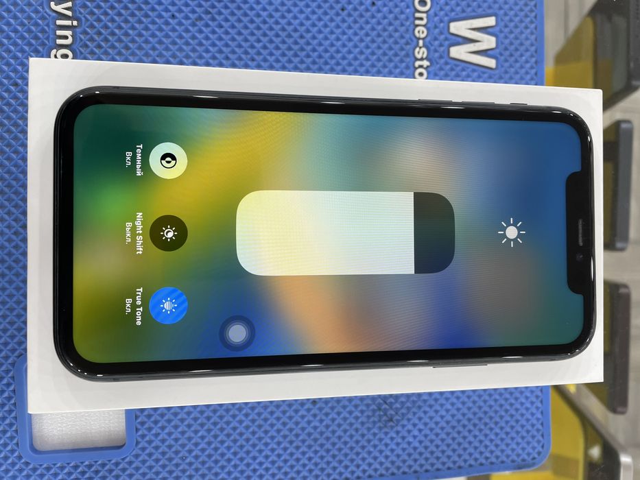 Iphone 11 128/74%