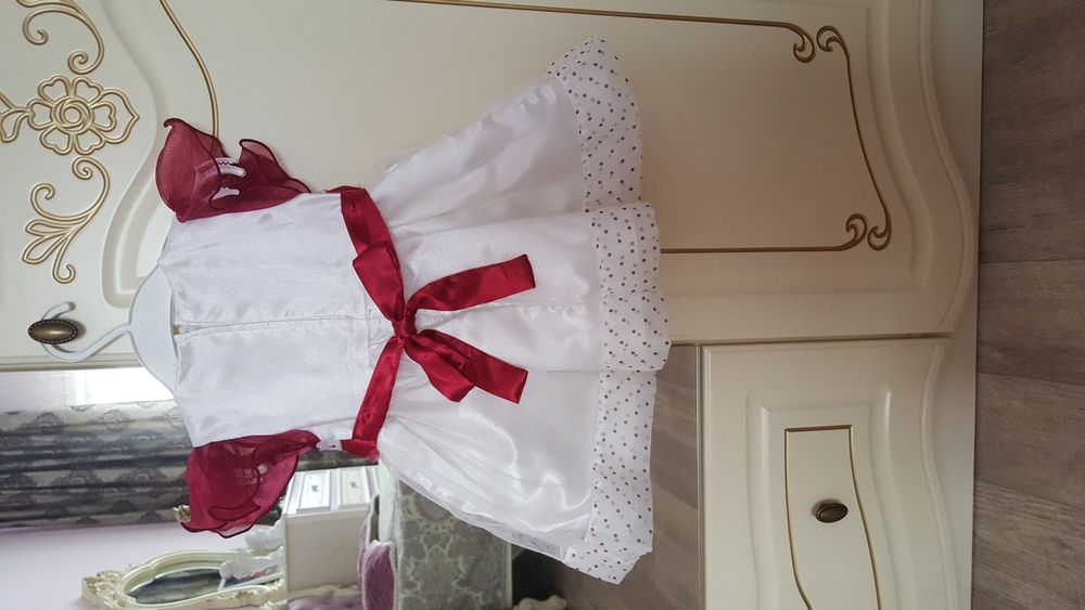 Продам нарядное платье