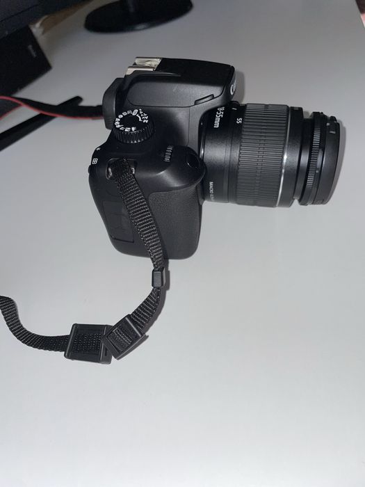 Canon EOS 4000D + EF-S 18–55mm | Пълен комплект | Отлично състояние