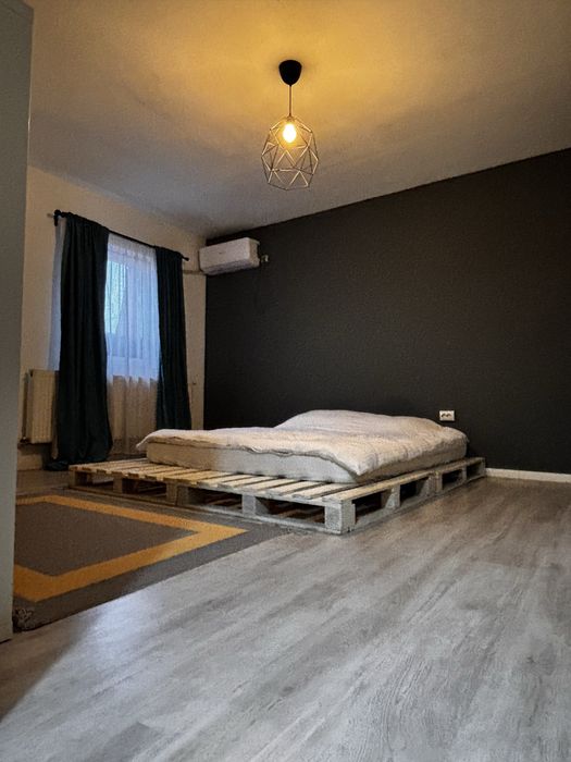 Garsoniera decomandata