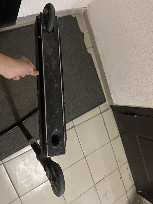 самокат трюковой срочно продам