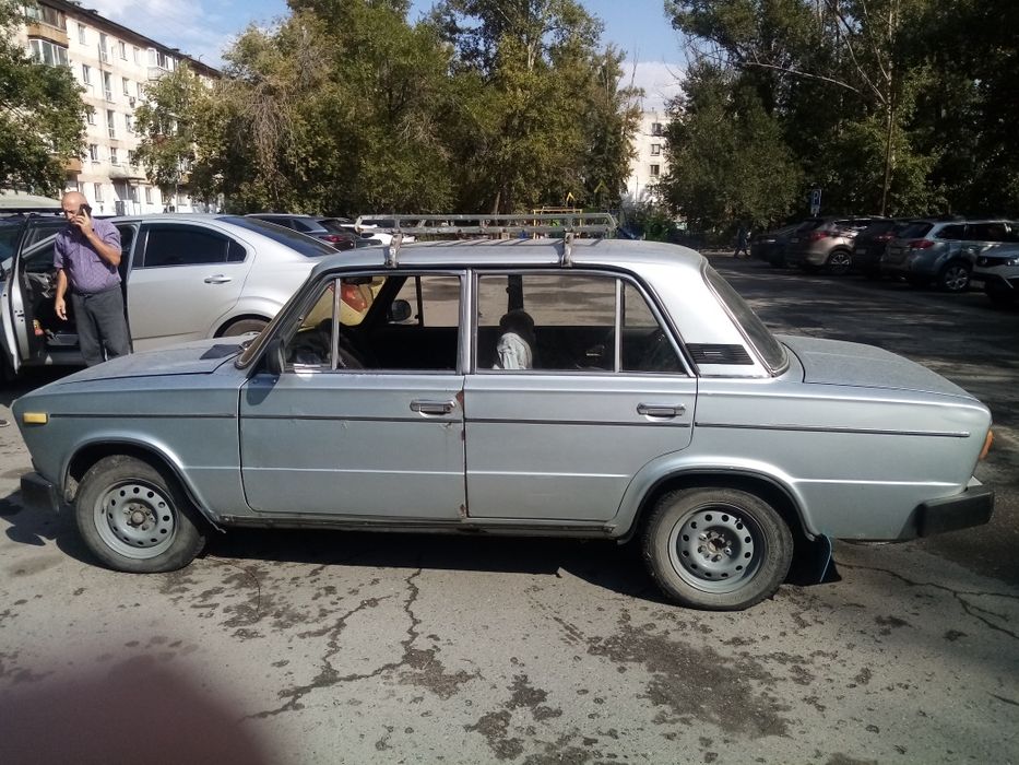 Автомобиль ВАЗ 2106