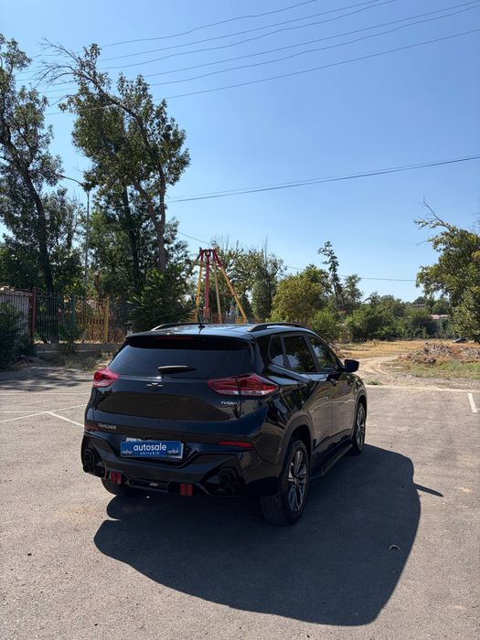 Tracker LS сотилади
