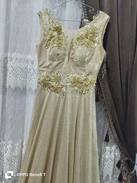 Tŏy hashamlar uchun koylak