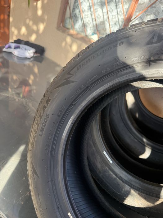 Anvelope Bridgeston M+S de iarna 205/60R16