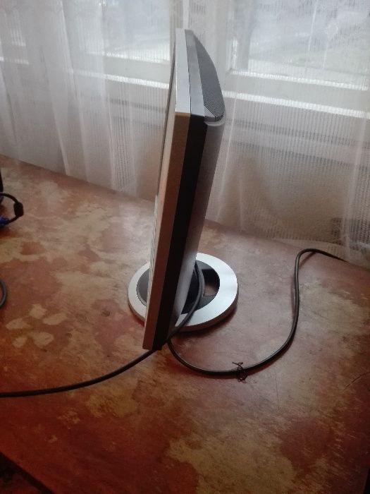 Сет от 2 монитора 17" Samsung SyncMaster 713N