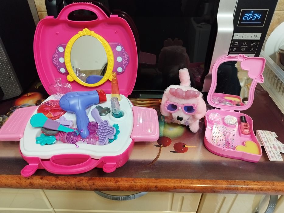 Jucării pentru fetițe