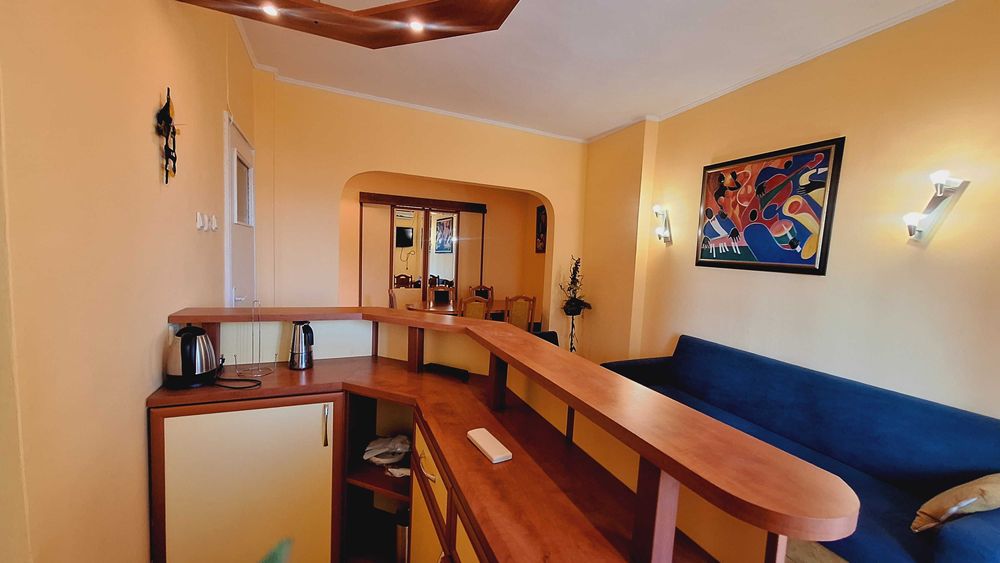 Продава се Тристаен апартамент в Варна, Гръцка махала - 90 кв.м за 2312 €/кв.м - Снимка #4