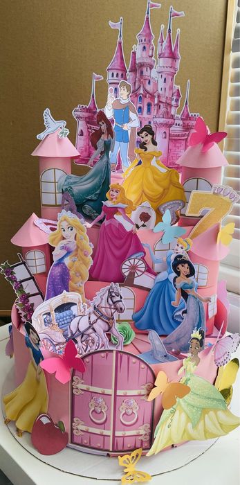 Картонена торта с декорация