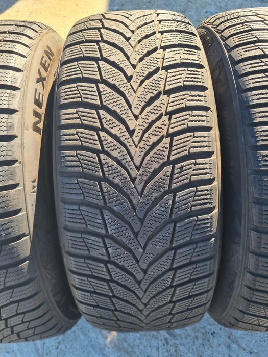 Set 4 cauciucuri Iarna 225/55R18 Nexen  Winguard sport  Stare f buna!