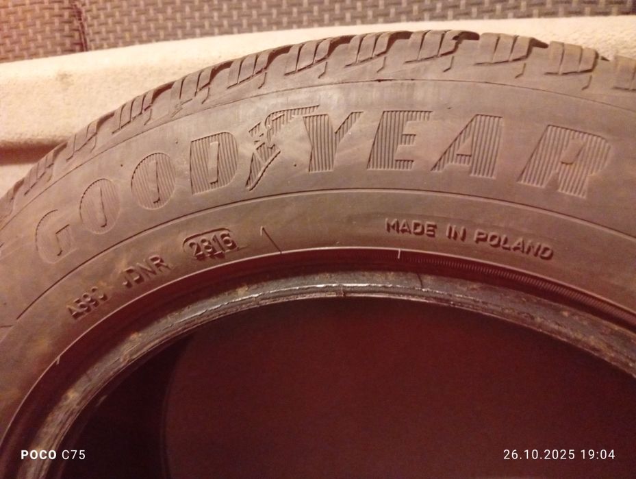 Anvelope iarna 185 60 R15 Goodyear M&S profil 4 mm DOT 2016 2 bucăți