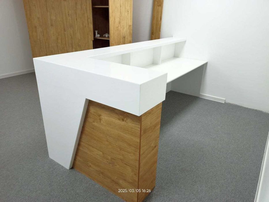 Ресепшн двух видов