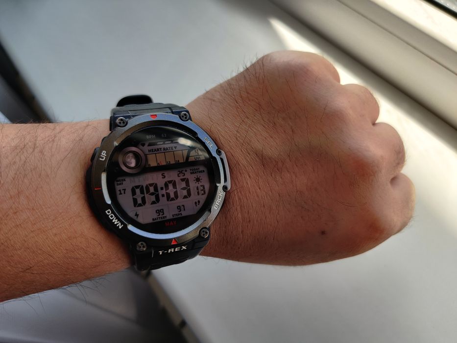 Смарт-часы Amazfit T-Rex 2