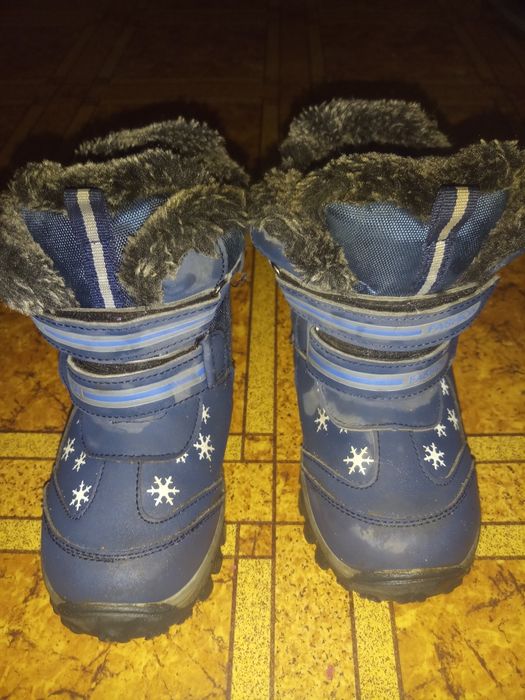 Зимние ботинки 1000 тг! 28 размер!