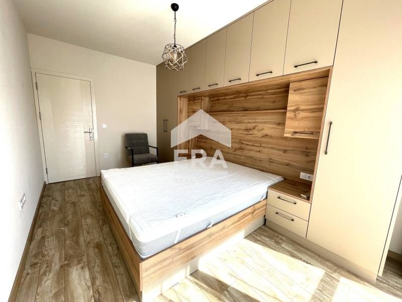 Дава се под наем Двустаен апартамент в Варна, Център - 60 кв.м за 698.19 € - Снимка #5