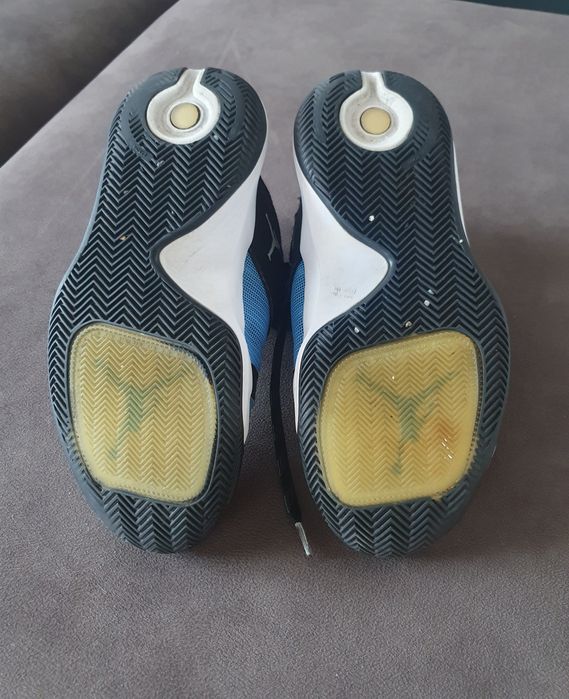 Adidasi fotbal,nike jordan