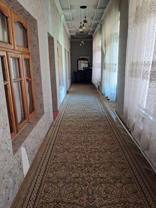 Uy sotiladi yer maydoni 6 sotuv