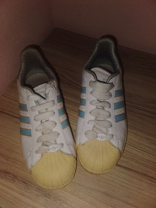 Оригинални обувки Adidas