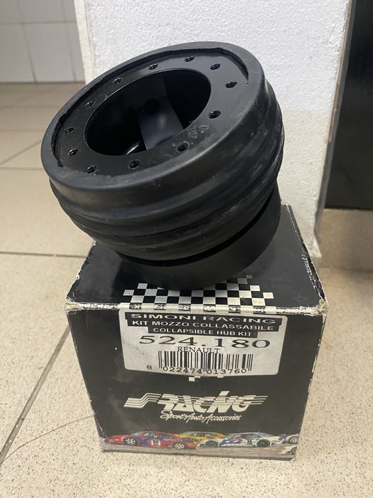 Butuc volan sport Renault Simoni Racing