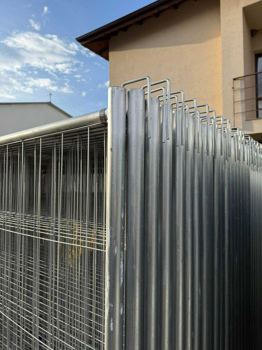 Мобилна ограда за строителни обекти