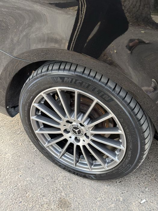Сотилади Mercedes Benz V-klass