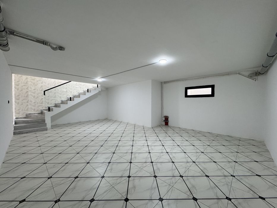 Чилонзор Дўмбирободда 5 хонали ПОД КЛЮЧ уй сотилади!