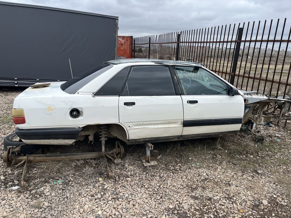 Ауди 100 с3(44) по запчастям