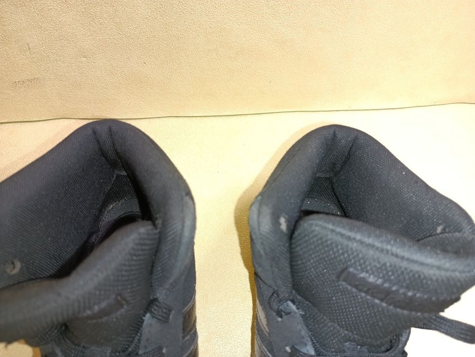 Кожен Adidas N 38,5 - 19 лв