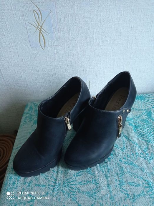 Женская обувь на удобном каблуке