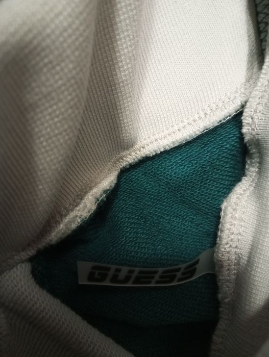 Мъжко долнище на марката GUESS M размер