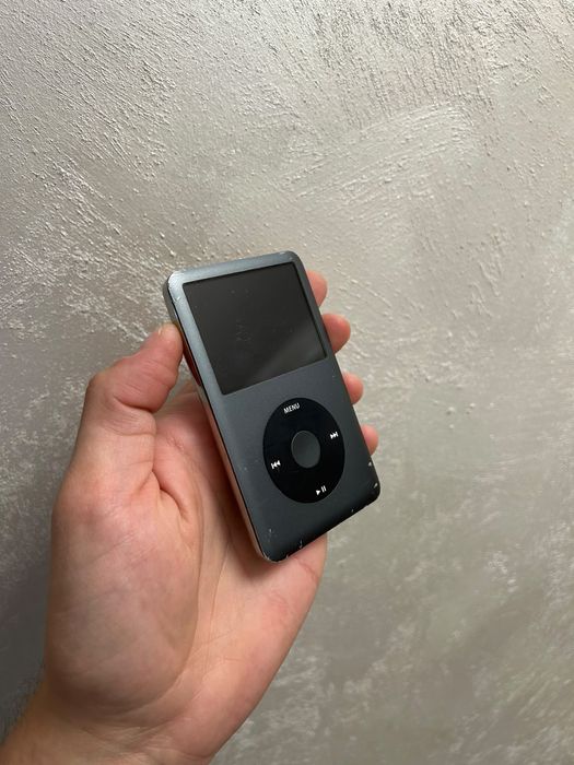 • Ipod Classic • 120gb • 2008 •