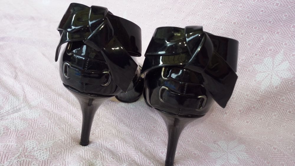 Pantofi/tocuri lac negru,Nr.37