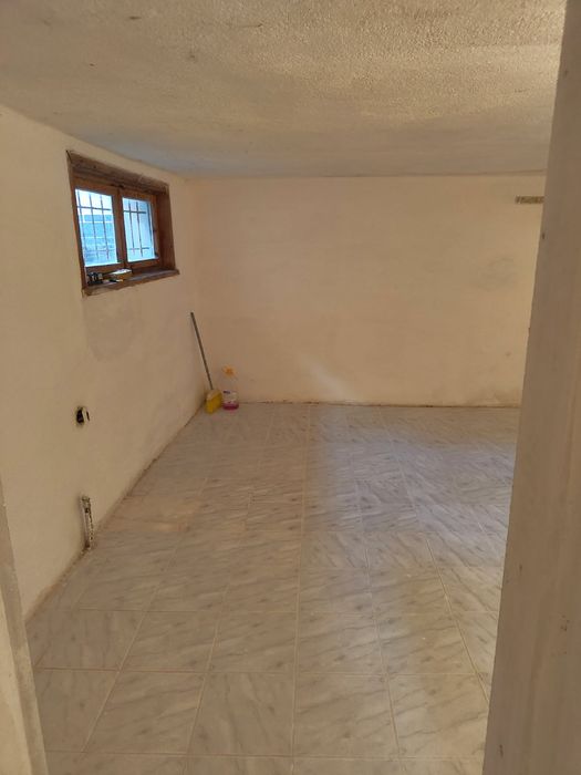 Продава се Тристаен апартамент в Ахтопол - 115 кв.м за 374 €/кв.м - Снимка #2